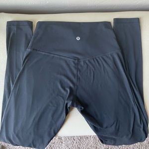 Black Lululemon Align leggings 28”